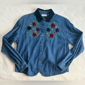 Vintage Denim Shirt Floral Embroidery Velvet Collar Bow back Medium